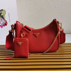 1:1 Replica Prada Saffiano Leather Handbag/Hobo Bag Re-Edition 2005 Red Knockoff