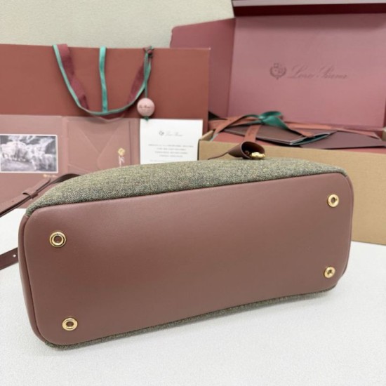 AAA Replica Loro Piana Needle Bag Small/Medium Caramel Sage 1:1 Replica Loro Piana Needle Bag Small/Medium Caramel Sage Knockoff