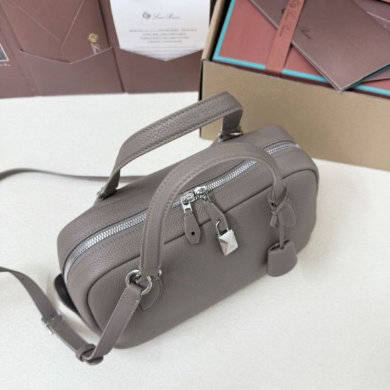 AAA Replica Loro Piana Needle Bag Small/Medium Warm Beige 1:1 Replica Loro Piana Needle Bag Small/Medium Warm Beige Knockoff