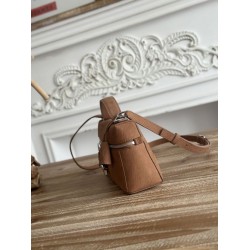 AAA Replica Loro Piana Extra Bag with Top Handle 23 Brown 1:1 Replica Loro Piana Extra Bag with Top Handle 23 Brown Knockoff