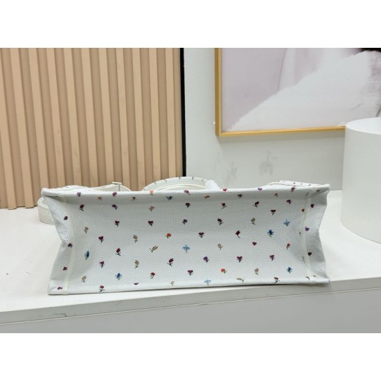 AAA Replica Dior Dioramour small/medium/large Dior Book Tote bag with white shoulder strap 1:1 Replica Dior Dioramour small/medium/large Dior Book Tote bag with white shoulder strap Knockoff