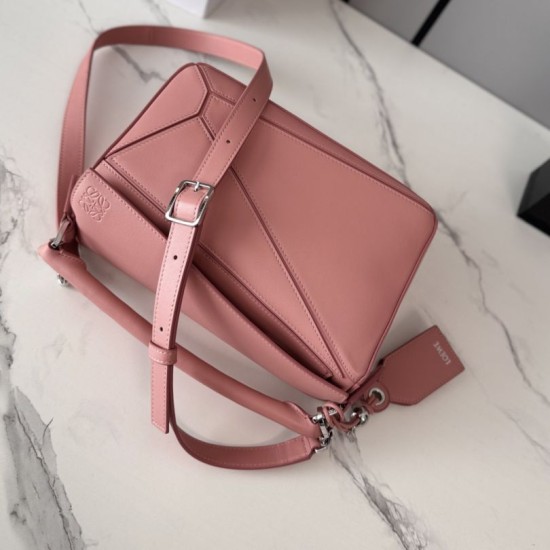 AAA Replica Loewe Mini Featherlight Puzzle bag powder pink 1:1 Replica Loewe Mini Featherlight Puzzle bag powder pink Knockoff
