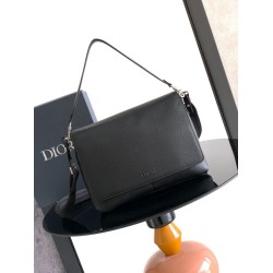 1:1 Replica Dior Privé Messenger Shoulder Bag with Flap Black Knockoff