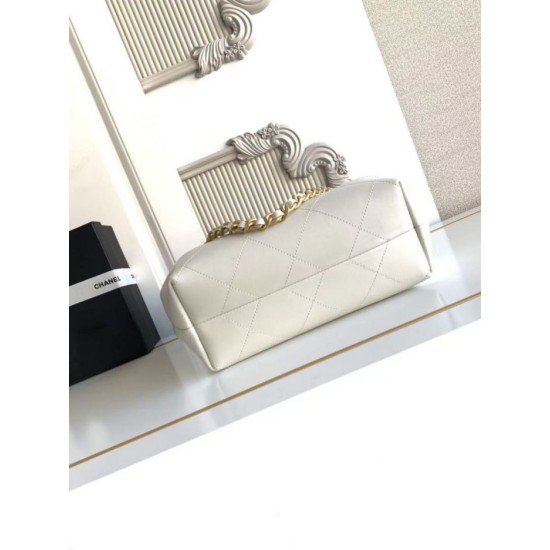 AAA Replica Chanel 26C Maxi Hobo Hippie Bag AS5970 AS5978 White 1:1 Replica Chanel 26C Maxi Hobo Hippie Bag AS5970 AS5978 White Knockoff