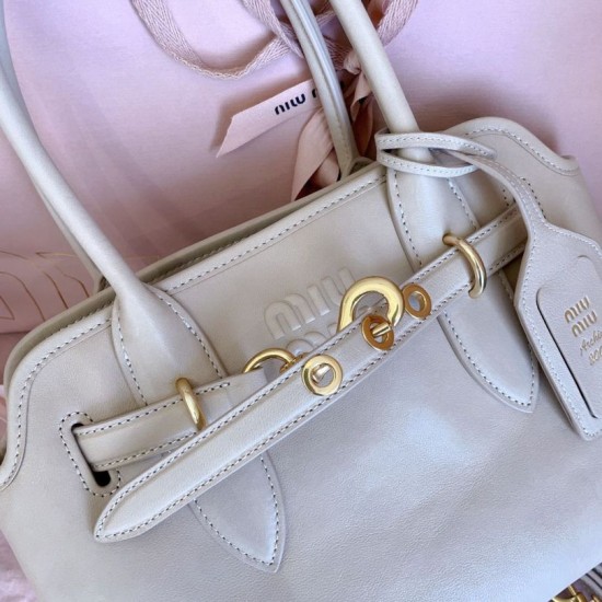 AAA Replica Miu Miu Adventure Nappa Tote Bag White 5BA292 1:1 Replica Miu Miu Adventure Nappa Tote Bag White 5BA292 Knockoff