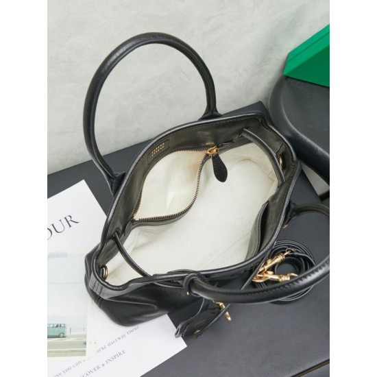 AAA Replica Miu Miu Tote Bags Adventure Nappa Leather 5BA292 Black 1:1 Replica Miu Miu Tote Bags Adventure Nappa Leather 5BA292 Black Knockoff