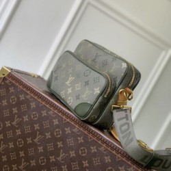 AAA Replica LV Nil Heritage Men's Crossbody Bag M27095 Green 1:1 Replica LV Nil Heritage Men's Crossbody Bag M27095 Green Knockoff