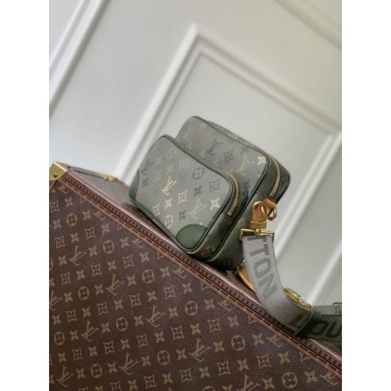 AAA Replica LV Nil Heritage Men's Crossbody Bag M27095 Green 1:1 Replica LV Nil Heritage Men's Crossbody Bag M27095 Green Knockoff