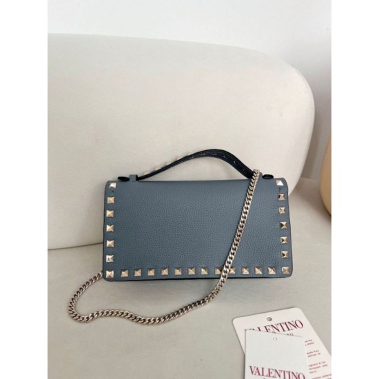 1:1 Replica Valentino Garavani Rockstud Chain Wallet Blue Knockoff