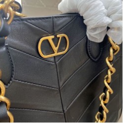 1:1 Replica Valentino Garavani Laseine Small/Medium Tote Bag Black Knockoff