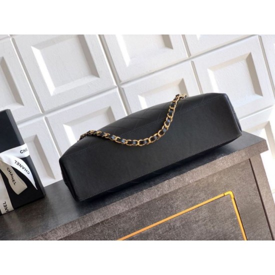 AAA Replica Chanel Ultimate Soft Hobo Bag Vintage Quilted Small/Medium Black 1:1 Replica Chanel Ultimate Soft Hobo Bag Vintage Quilted Small/Medium Black Knockoff