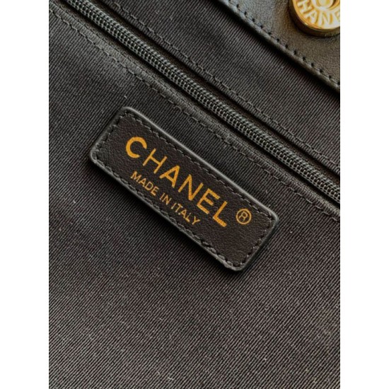 AAA Replica Chanel Ultimate Soft Hobo Bag Vintage Quilted Small/Medium Black 1:1 Replica Chanel Ultimate Soft Hobo Bag Vintage Quilted Small/Medium Black Knockoff