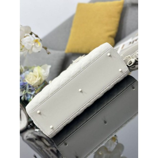 1:1 Replica Dior Lady Dior Large Matte Cannage Handbag with Flap White Knockoff