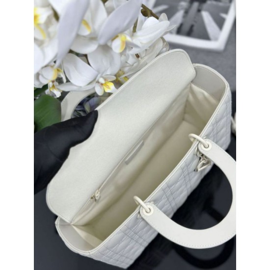 1:1 Replica Dior Lady Dior Large Matte Cannage Handbag with Flap White Knockoff