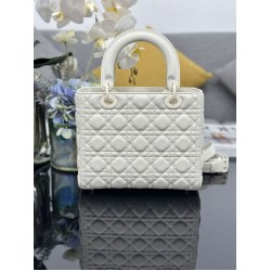 1:1 Replica Dior Lady Dior Medium Matte Cannage Handbag with Flap White Knockoff