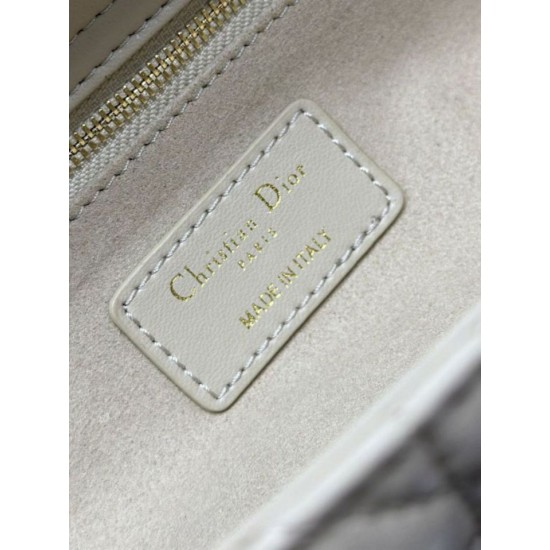 1:1 Replica Large Dior Lady Dior Quilted Lambskin Bag Camel Knockoff