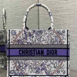 1:1 Replica Dior Lucky Medium Dior Book Tote White Dior Night of Dreams Motif Knockoff