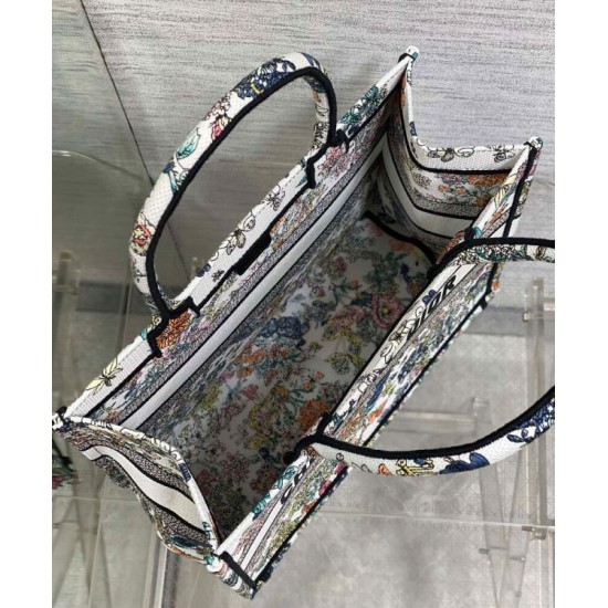 AAA Replica Dior Lucky Medium Dior Book Tote White Dior Night of Dreams Motif 1:1 Replica Dior Lucky Medium Dior Book Tote White Dior Night of Dreams Motif Knockoff