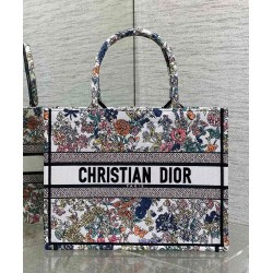 1:1 Replica Dior Lucky Medium Dior Book Tote White Dior Night of Dreams Motif Knockoff