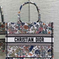 1:1 Replica Dior Lucky Medium Dior Book Tote White Dior Night of Dreams Motif Knockoff
