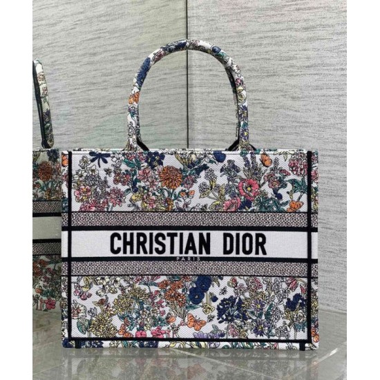AAA Replica Dior Lucky Medium Dior Book Tote White Dior Night of Dreams Motif 1:1 Replica Dior Lucky Medium Dior Book Tote White Dior Night of Dreams Motif Knockoff