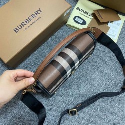 1:1 Replica Burberry Top Handle Bag Black Knockoff