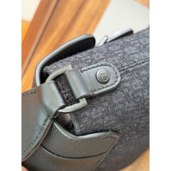 AAA Replica Dior Daily Oblique shoulder bag black jacquard canvas 1:1 Replica Dior Daily Oblique shoulder bag black jacquard canvas Knockoff