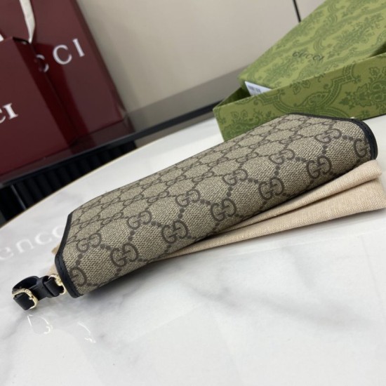 1:1 Replica Gucci GG Emblem Zip Around Wallet 821803/819122 Black Knockoff