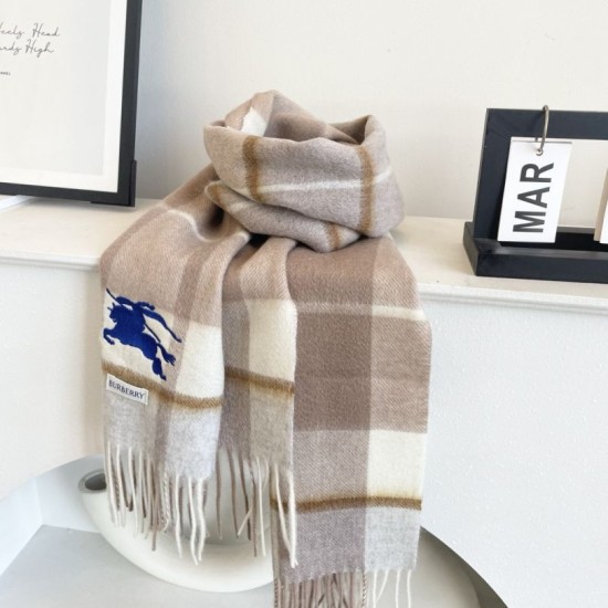 1:1 Replica Burberry Equestrian Knight Check Cashmere Scarf 32 x 180 cm Beige Knockoff
