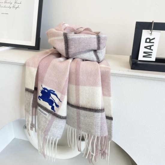 1:1 Replica Burberry Equestrian Knight Check Cashmere Scarf 32 x 180 cm Pink Knockoff