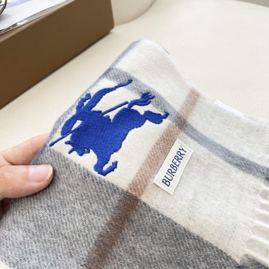 1:1 Replica Burberry Equestrian Knight Check Cashmere Scarf 32 x 180 cm Grey Knockoff