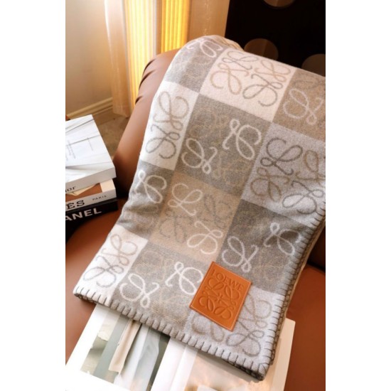 AAA Replica Loewe Anagram checked cashmere blanket beige 135 x 170 cm 1:1 Replica Loewe Anagram checked cashmere blanket beige 135 x 170 cm Knockoff