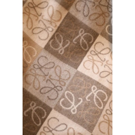 AAA Replica Loewe Anagram checked cashmere blanket beige 135 x 170 cm 1:1 Replica Loewe Anagram checked cashmere blanket beige 135 x 170 cm Knockoff