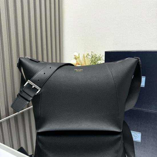 1:1 Replica Prada Messenger Crossbody Bag 2VH178 Black Knockoff