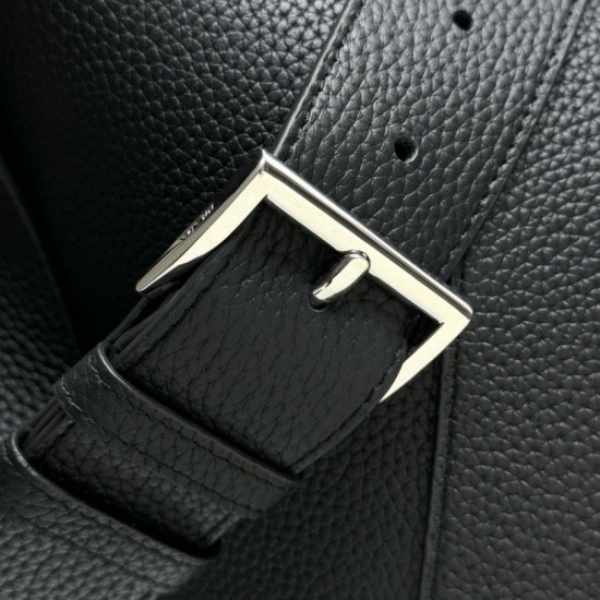 1:1 Replica Prada Messenger Crossbody Bag 2VH178 Black Knockoff