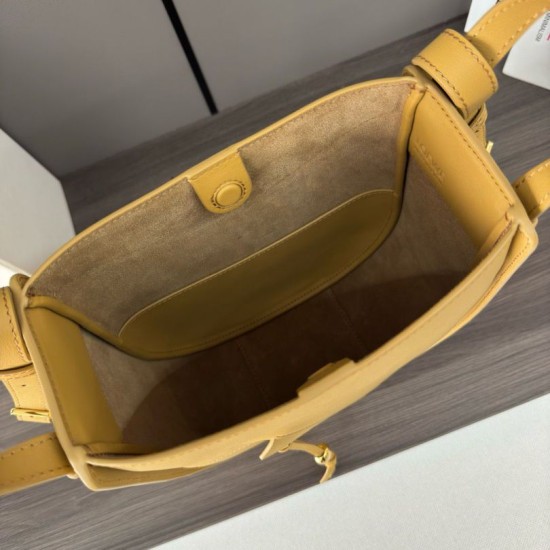 AAA Replica Loewe Hammock Slice Crossbody Bag Yellow 1:1 Replica Loewe Hammock Slice Crossbody Bag Yellow Knockoff