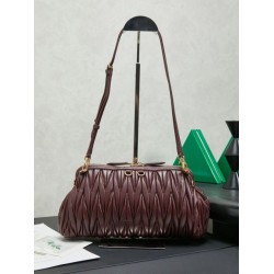 1:1 Replica Miu Miu Caprice Quilted Nappa Clutch 5BF130 Burgundy Knockoff