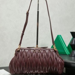 AAA Replica Miu Miu Caprice Quilted Nappa Clutch 5BF130 Burgundy 1:1 Replica Miu Miu Caprice Quilted Nappa Clutch 5BF130 Burgundy Knockoff