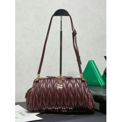 1:1 Replica Miu Miu Caprice Quilted Nappa Clutch 5BF130 Burgundy Knockoff