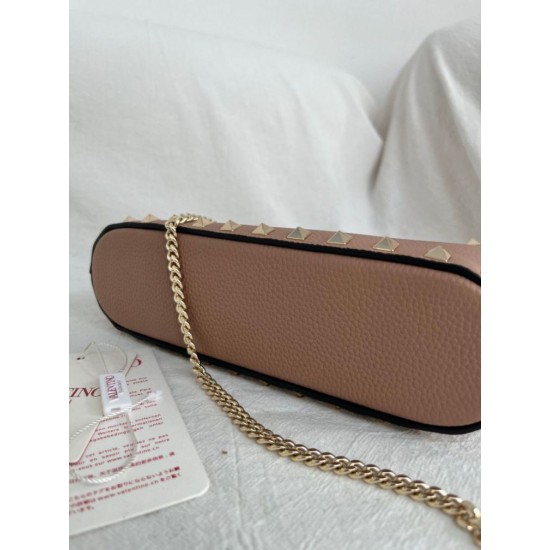 1:1 Replica Valentino Garavani Rockstud Small Shoulder Bag Knockoff