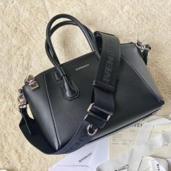 1:1 Replica Givenchy Antigona Small Bag Black Knockoff