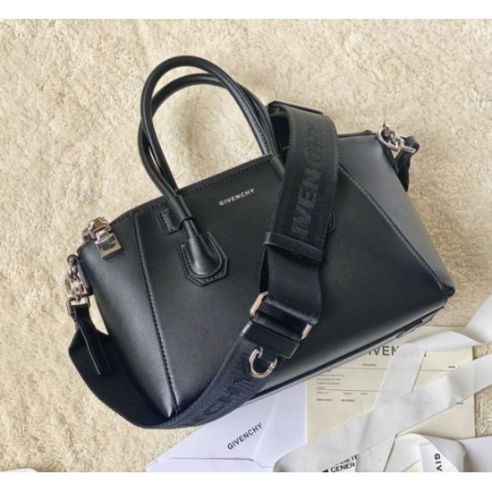 1:1 Replica Givenchy Antigona Small Bag Black Knockoff