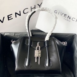 1:1 Replica Givenchy Mini Antigona Lock 4g Bag Black Knockoff