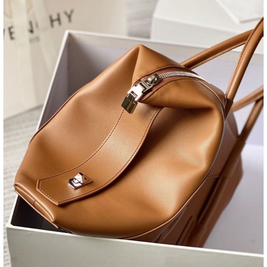 1:1 Replica Givenchy Antigona Medium Bag with Soft Closure Brown Knockoff