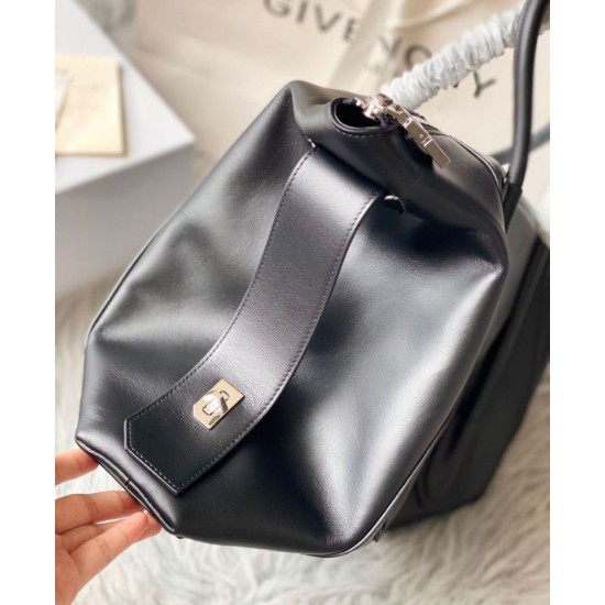 1:1 Replica Givenchy Antigona Medium Bag with Soft Closure Black Knockoff