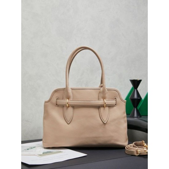 AAA Replica Miu Miu Adventure Leather Tote Bags White 5BA292 Cream 1:1 Replica Miu Miu Adventure Leather Tote Bags White 5BA292 Cream Knockoff