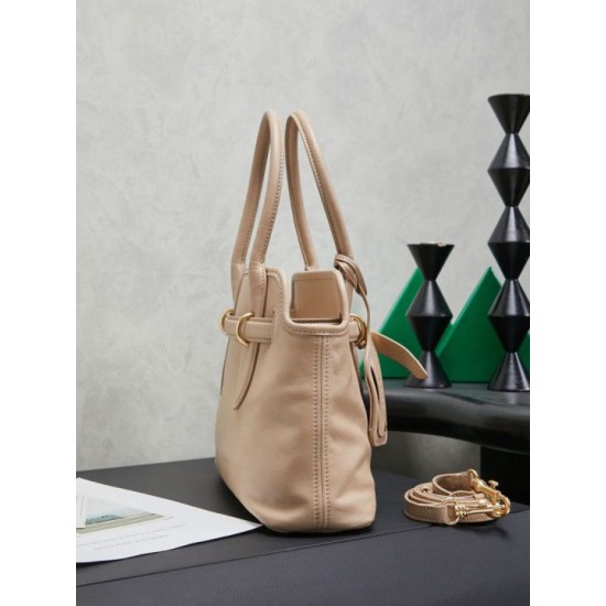 AAA Replica Miu Miu Adventure Leather Tote Bags White 5BA292 Cream 1:1 Replica Miu Miu Adventure Leather Tote Bags White 5BA292 Cream Knockoff
