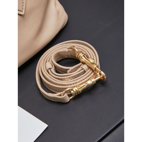 AAA Replica Miu Miu Adventure Leather Tote Bags White 5BA292 Cream 1:1 Replica Miu Miu Adventure Leather Tote Bags White 5BA292 Cream Knockoff