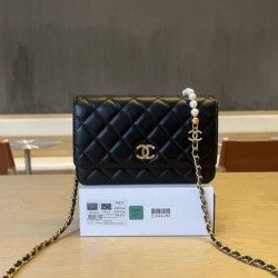 1:1 Replica Chanel Quilted Pearl Caviar Wallet with Woc Chain in Black Knockoff