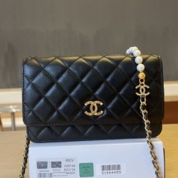 1:1 Replica Chanel Quilted Pearl Caviar Wallet with Woc Chain in Black Knockoff
